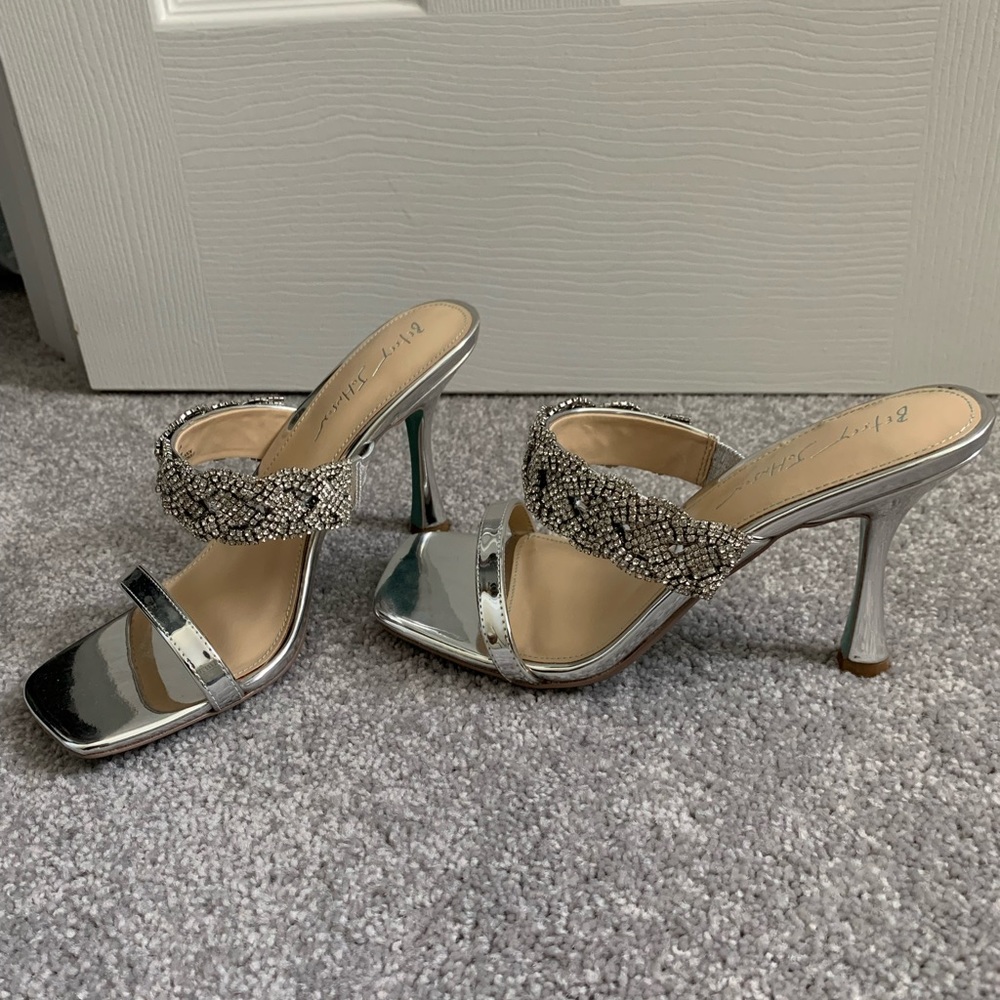 Betsy Johnson Silver heels